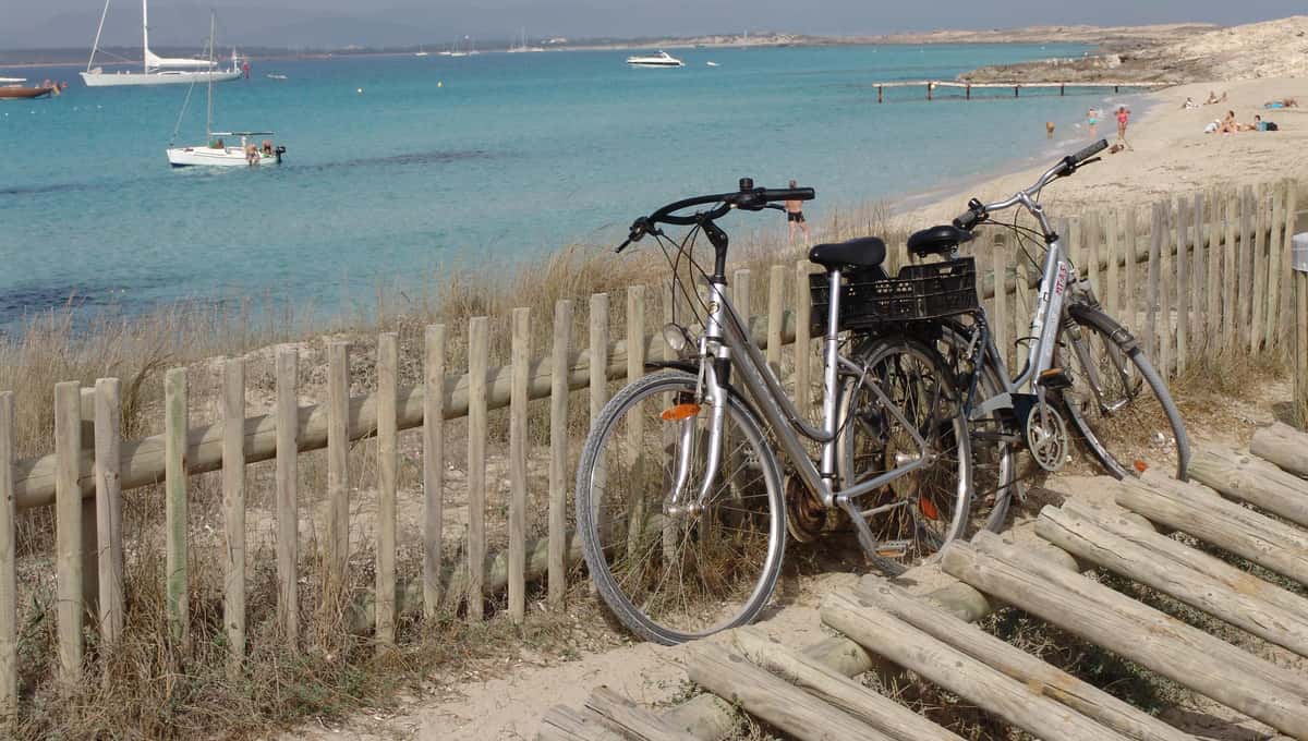 IBIZA excursion d'une journée à Formetera à vélo