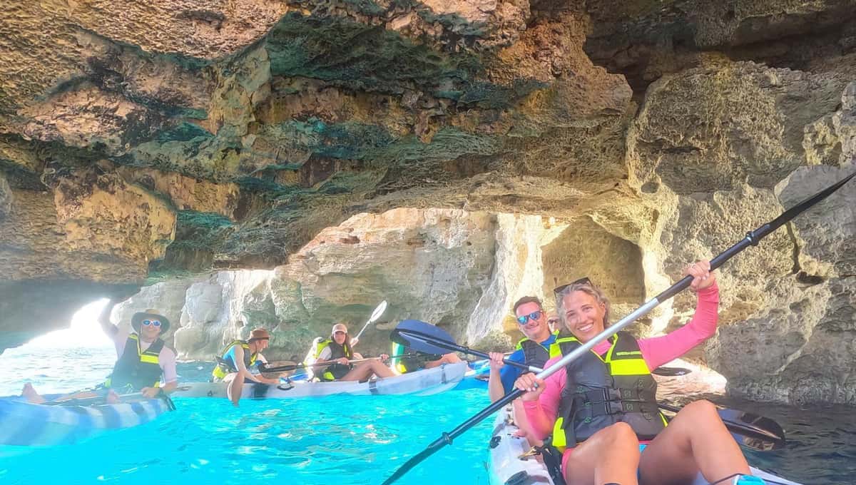 LOCATION DE KAYAK 2+1 À FORMENTERA