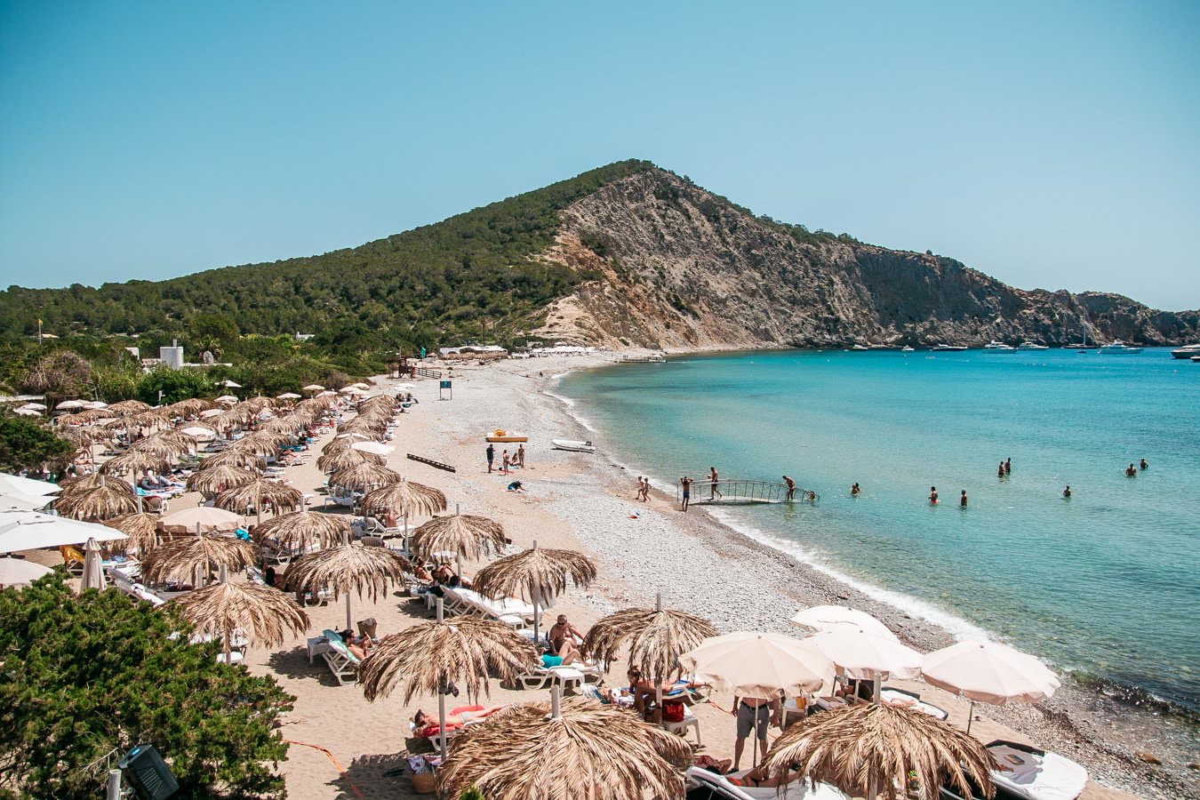 cala jondal ibiza plage