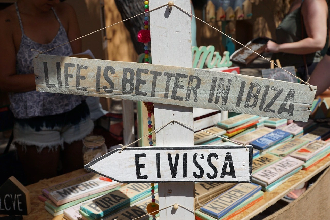 ibiza market Allées du marché hippie d Ibiza