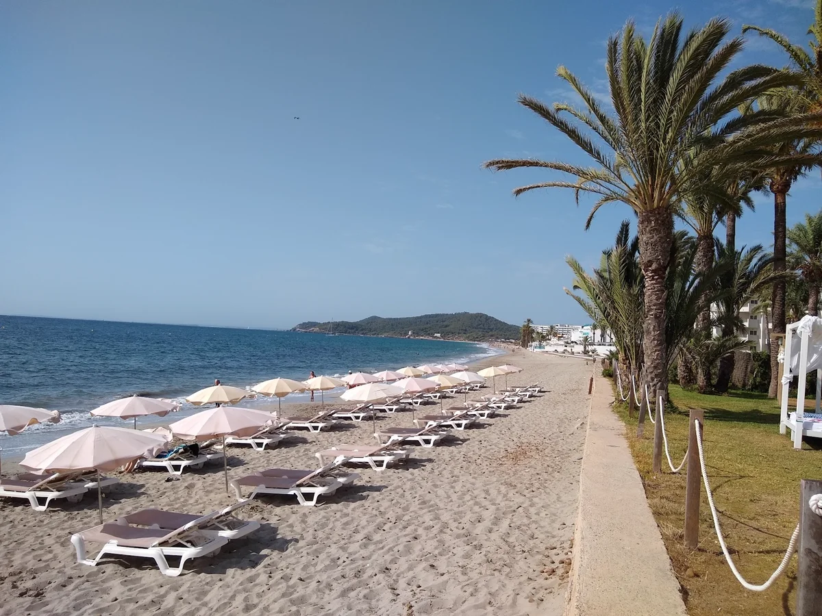playa den bossa plage ibiza 3 playa den bossa plage ibiza (3)