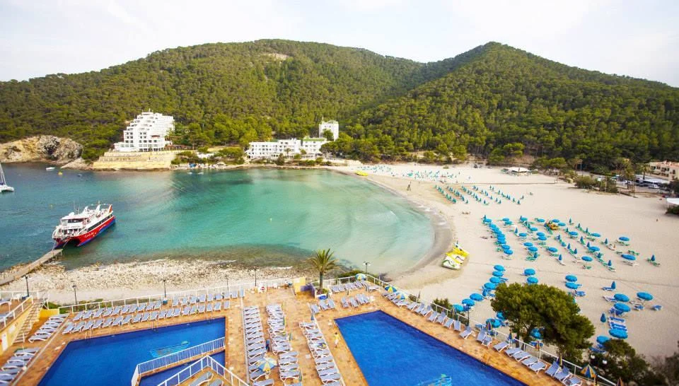 playa cala llonga ibiza (4)