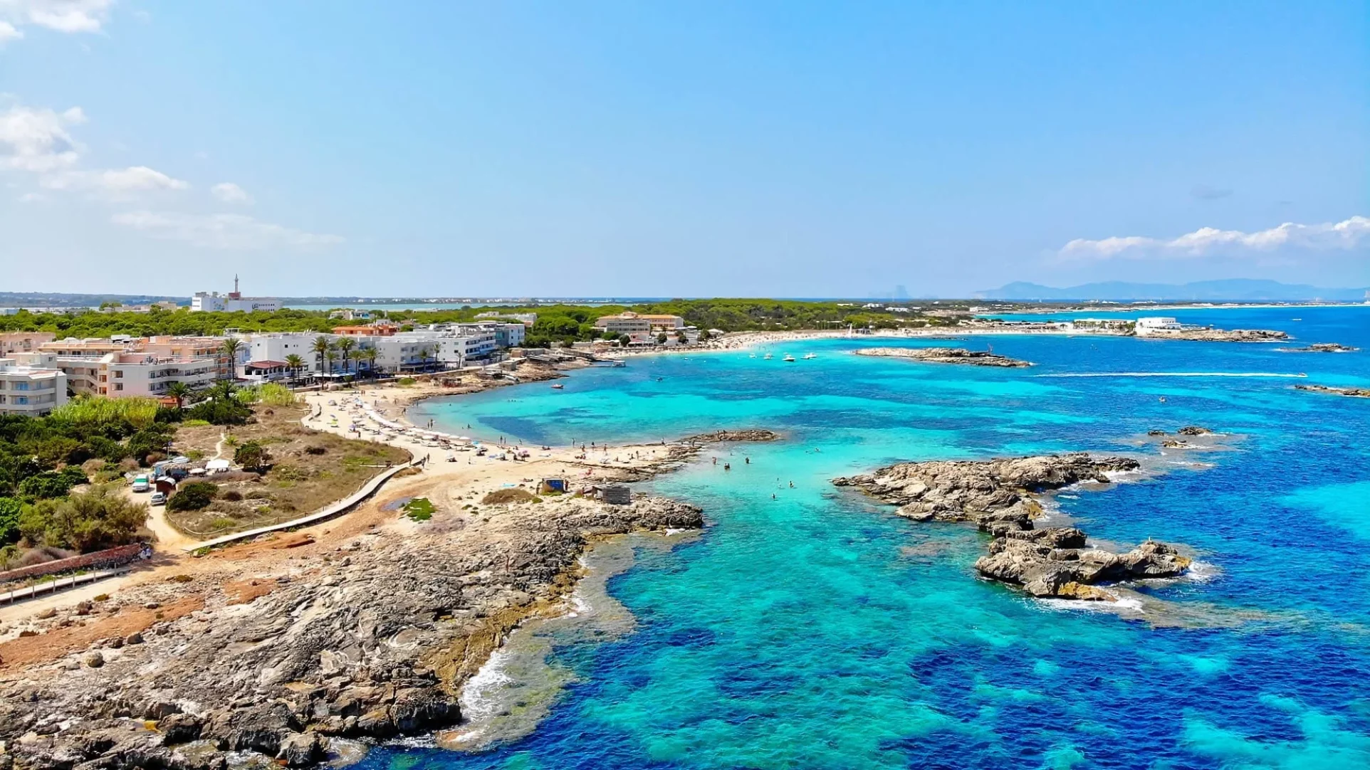 es pujols plage formentera