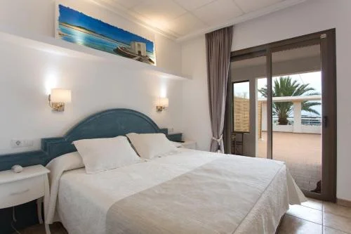 hotel hostal bahia formentera 2 Chambre avec balcon de l'Hotel Bahía à La Savina, Formentera