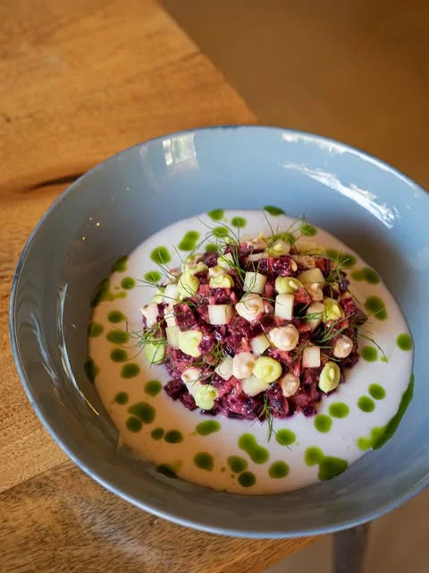 Tartare de betterave au restaurant Rebrots à Portinatx