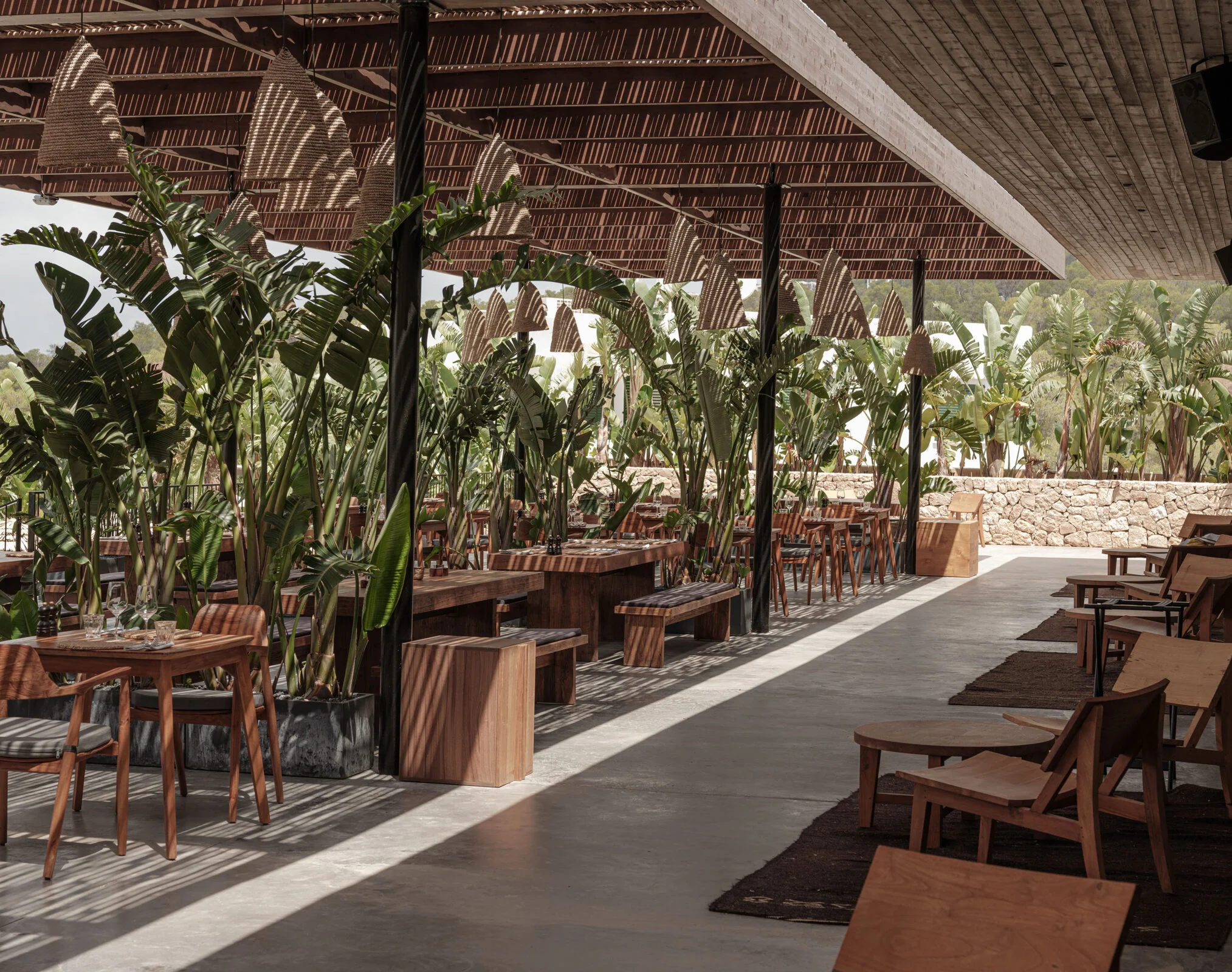 Terrasse du restaurant Teyo à l'hôtel OKU Ibiza