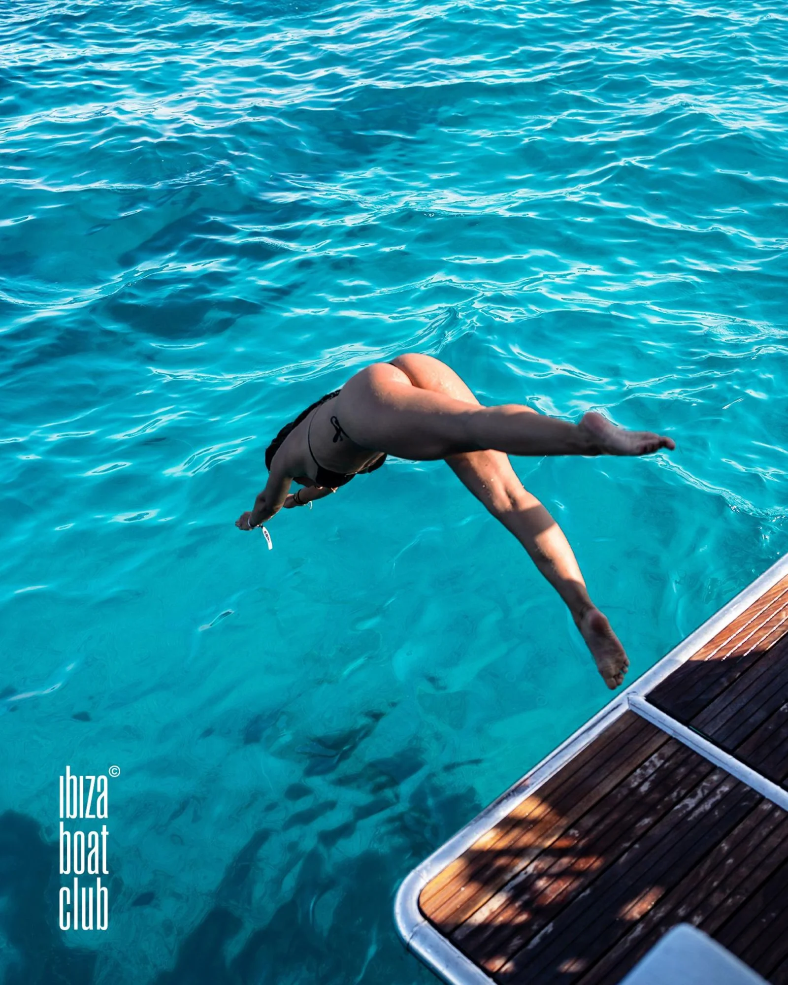 ibiza boat club brunch 1 Plongeon depuis le catamaran de l'Ibiza Boat Club