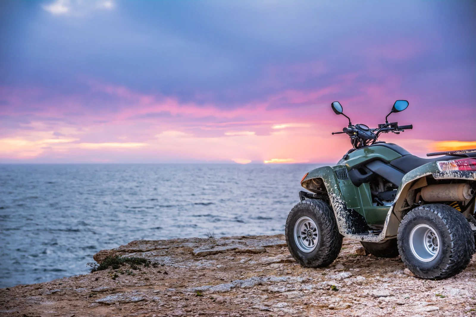 quad ibiza panoramas 2 Quad face à la mer au coucher du soleil