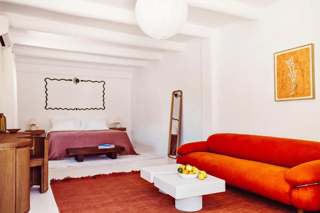 Petunia Ibiza 4 Chambre au canapé rouge de l'hôtel Petunia Ibiza