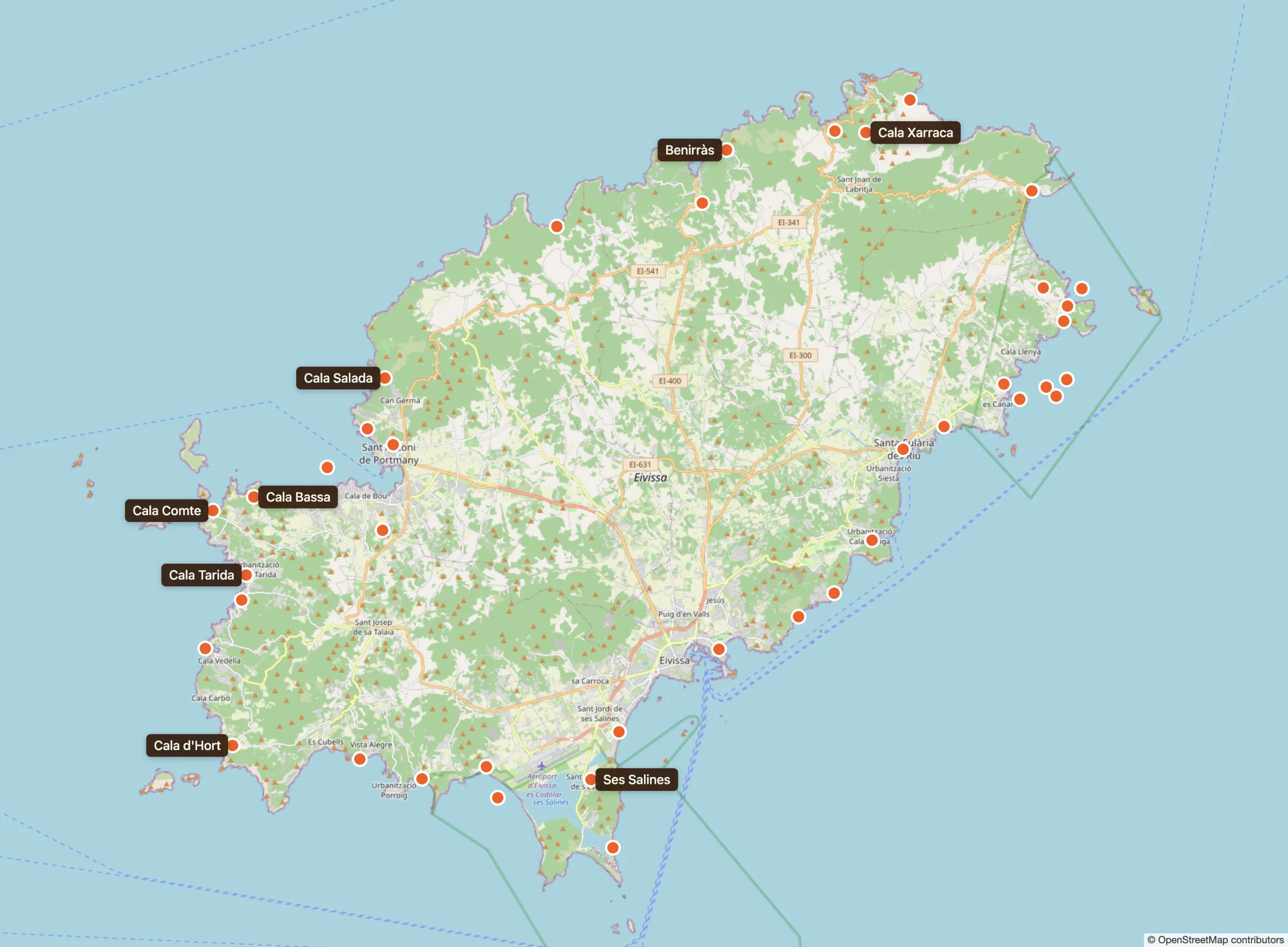Carte d'Ibiza avec les 40 plages du guide, dont Cala Comte, Cala Bassa, Cala Tarida, Cala d'Hort, Ses Salines, Cala Salada, Benirràs et Cala Xarraca