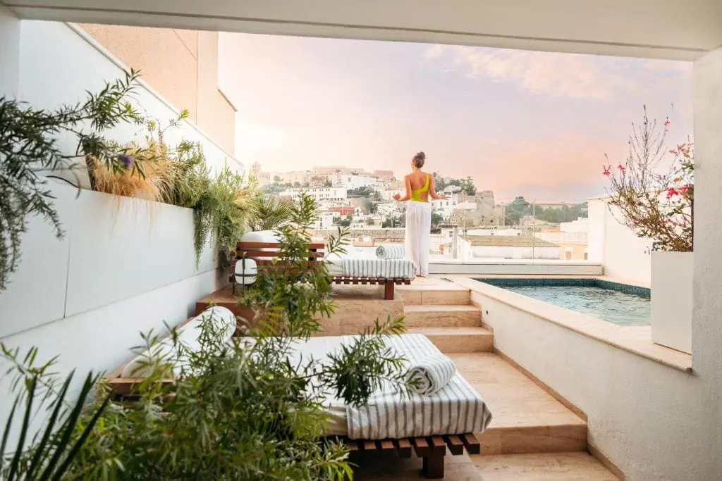 the standard ibiza 3 Terrasse de suite avec bassin privé au The Standard Ibiza