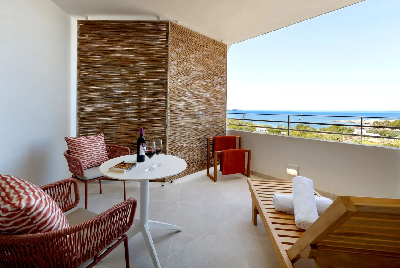 trs ibiza hotel junior suite vue mer terrasse vue mer junior suite TRS Ibiza Hotel